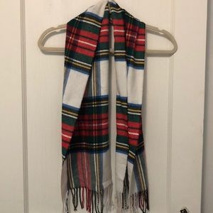Plaid scarf